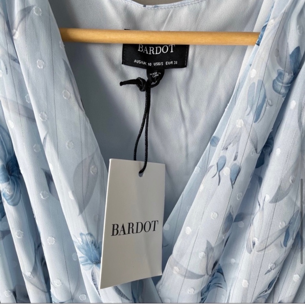 BARDOT | NWT Malina Dress in Blue Lily Print Size Small - Picture 7 of 9